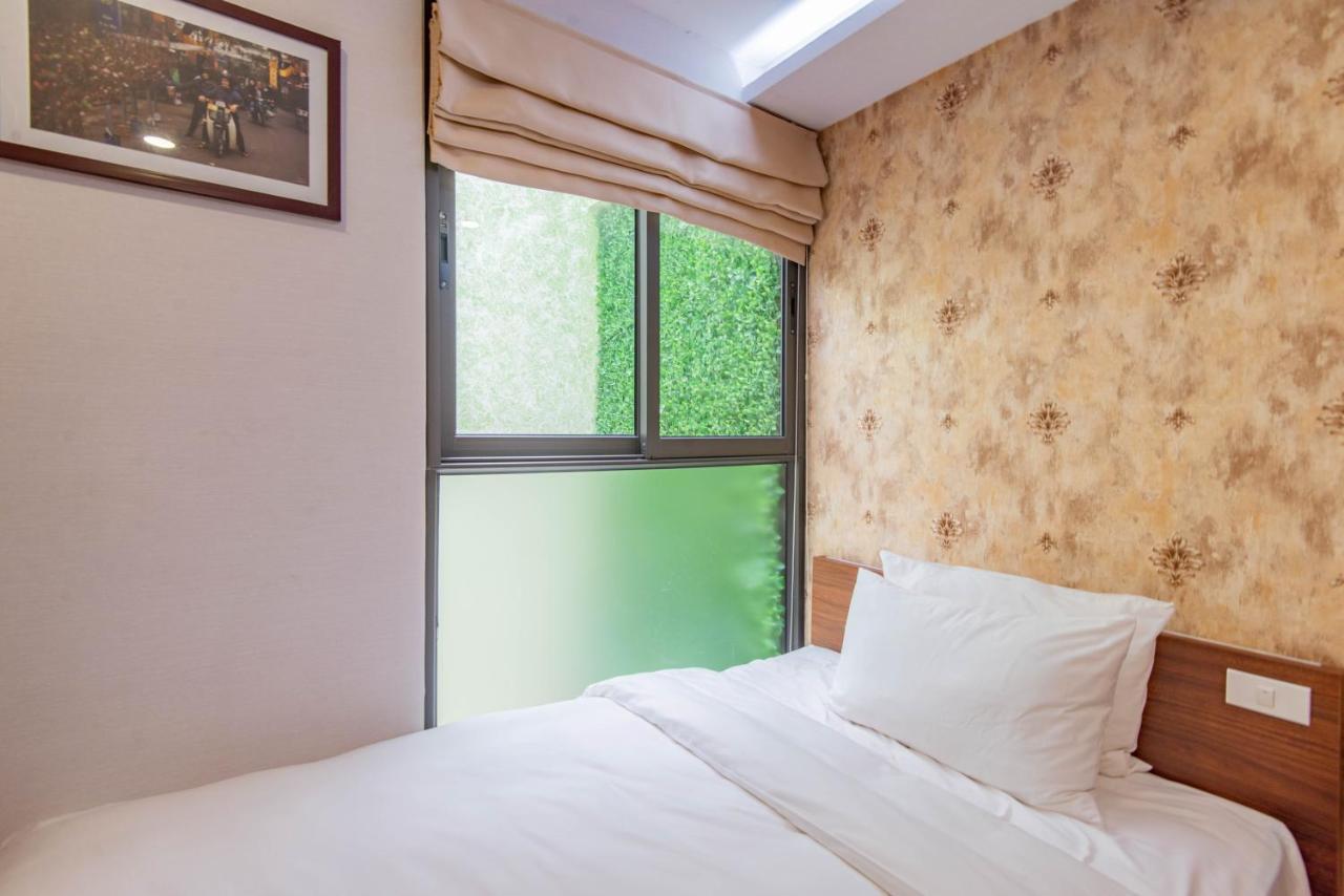 22Land Moon West Lake Hanoi Exterior photo