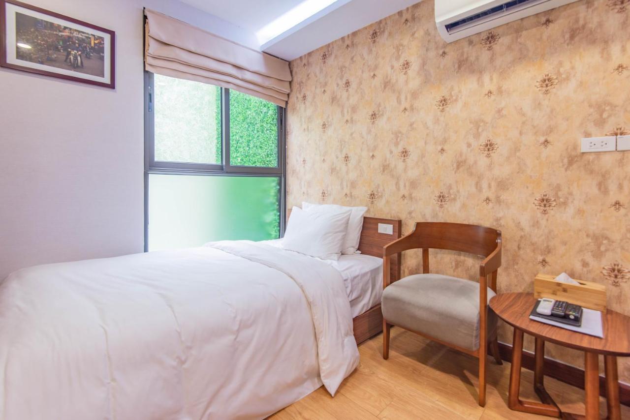 22Land Moon West Lake Hanoi Exterior photo