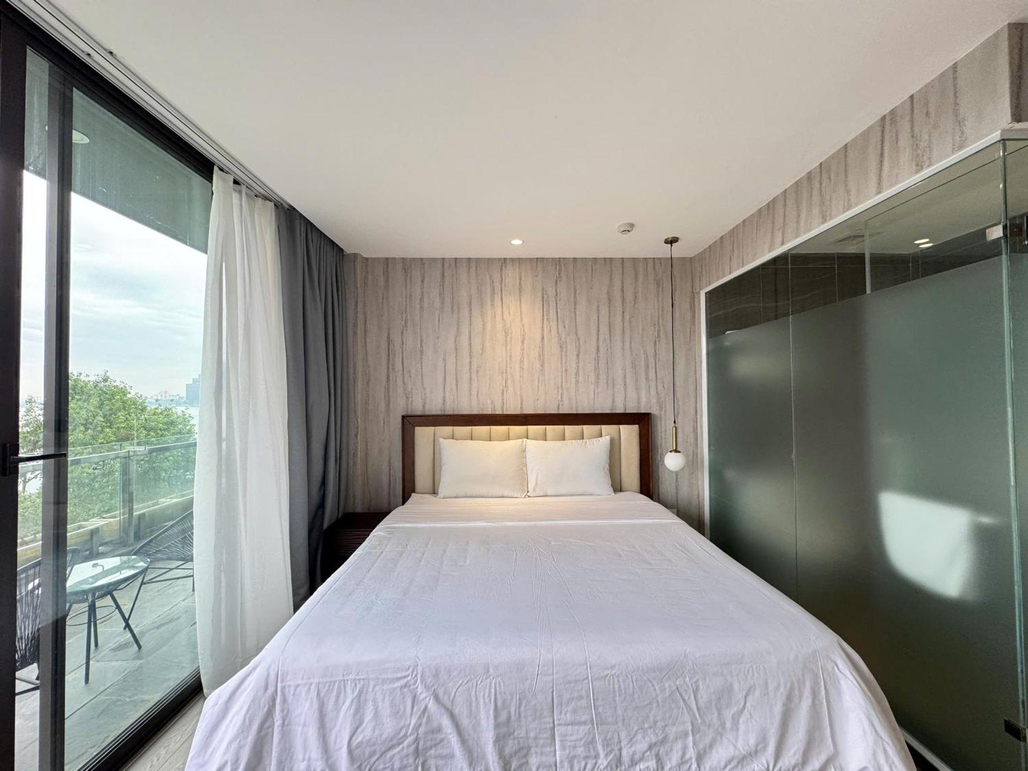22Land Moon West Lake Hanoi Exterior photo